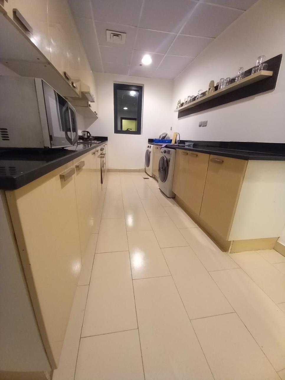 דובאי Four Stars Hostel מראה חיצוני תמונה