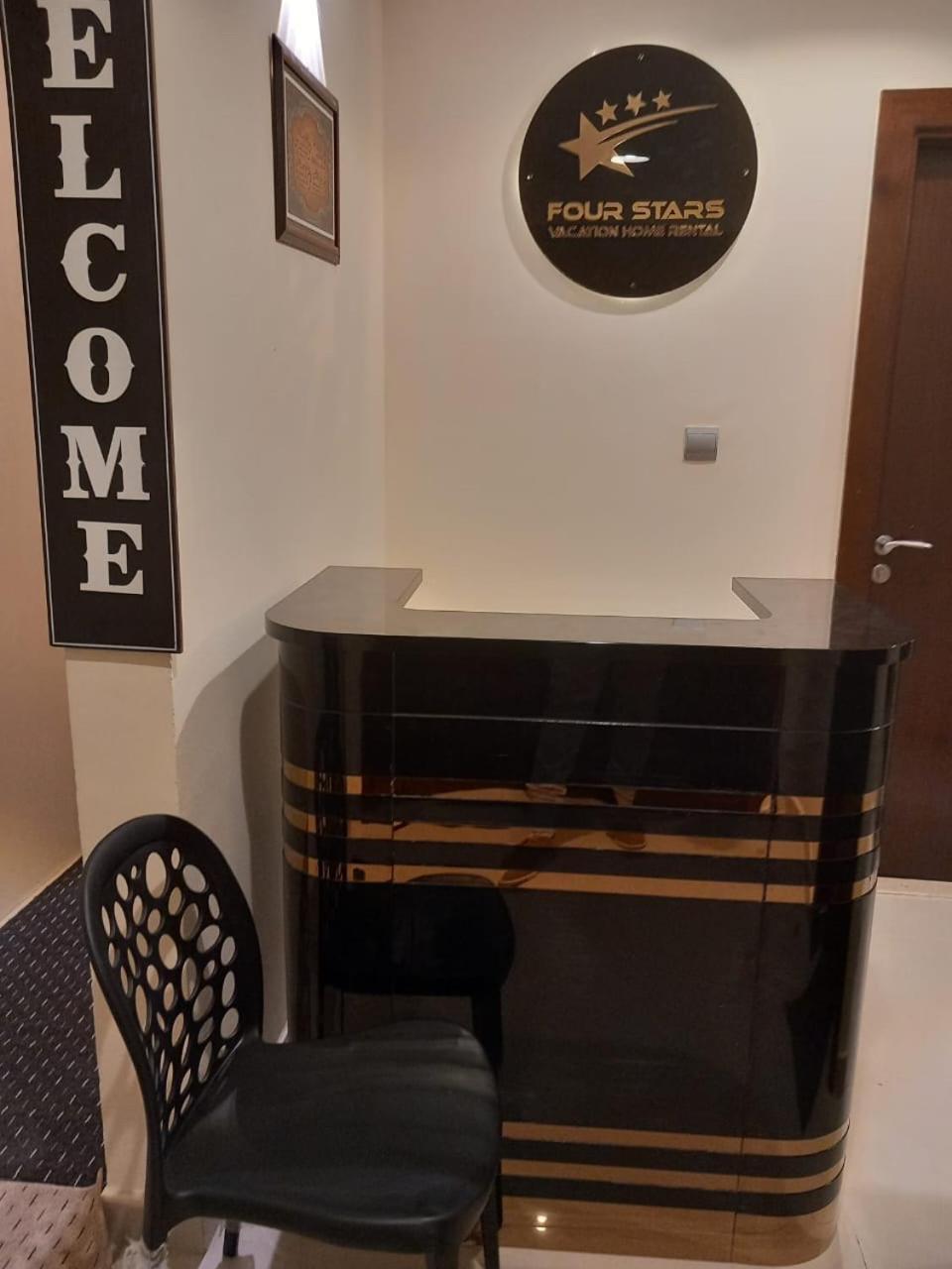 דובאי Four Stars Hostel מראה חיצוני תמונה