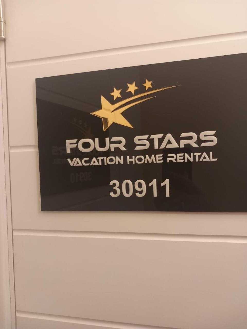 דובאי Four Stars Hostel מראה חיצוני תמונה