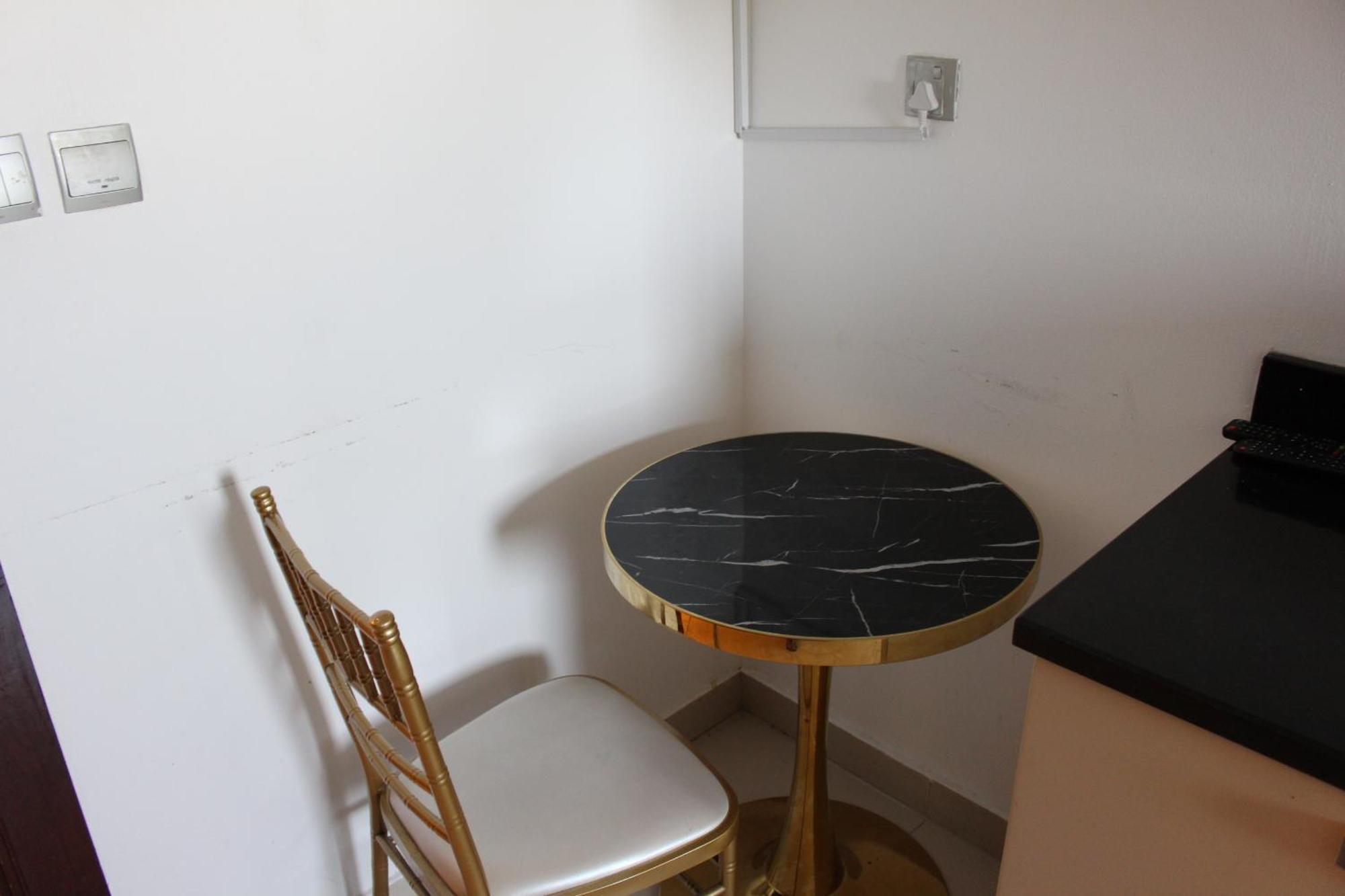 דובאי Four Stars Hostel מראה חיצוני תמונה